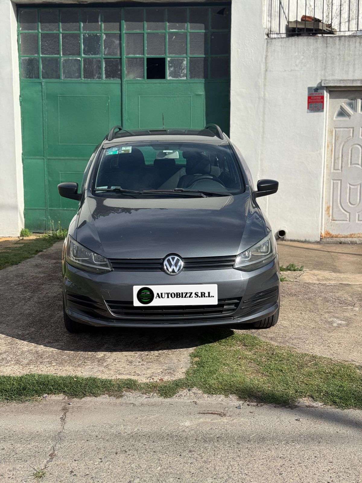 VOLKSWAGEN Suran 2015