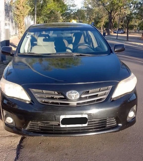 TOYOTA Corolla 2011